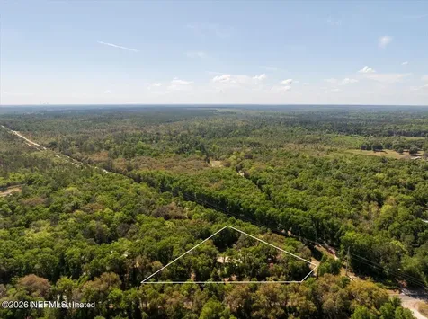 1038 Coral Farms Road Florahome FL 32140