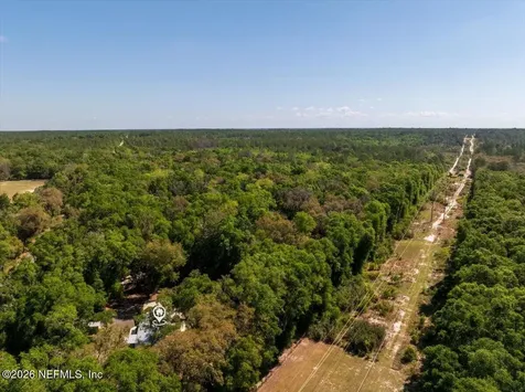 1038 Coral Farms Road Florahome FL 32140