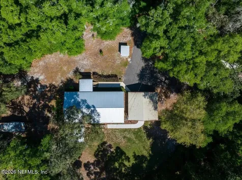 1038 Coral Farms Road Florahome FL 32140