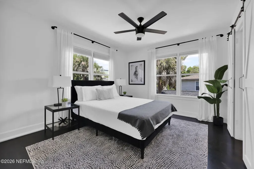 1461 Le Baron Avenue Jacksonville FL 32207