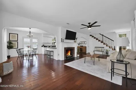1461 Le Baron Avenue Jacksonville FL 32207