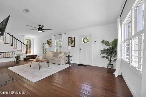 1461 Le Baron Avenue Jacksonville FL 32207