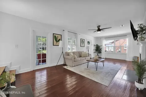 1461 Le Baron Avenue Jacksonville FL 32207