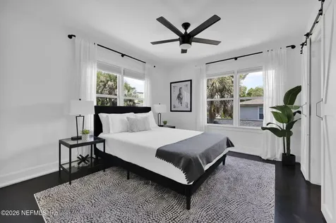 1461 Le Baron Avenue Jacksonville FL 32207