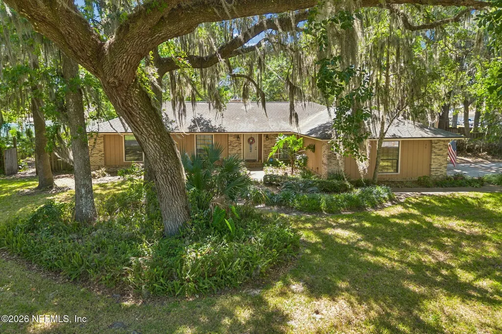 36 Swimming Pen Drive Middleburg FL 32068