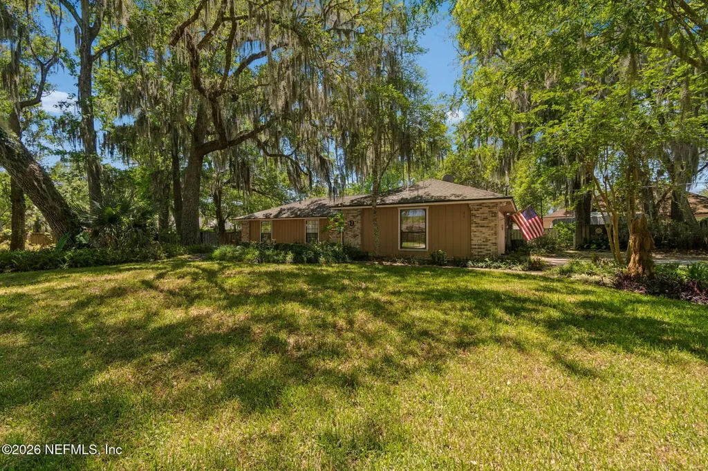 36 Swimming Pen Drive Middleburg FL 32068