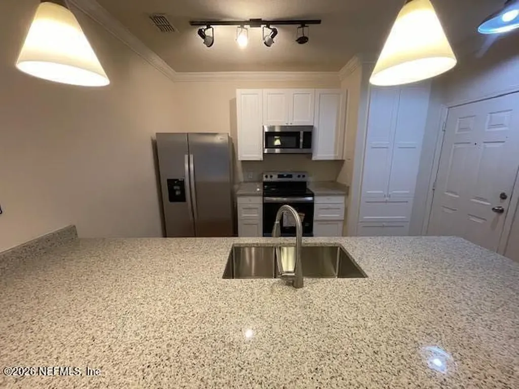 8290 W Gate Parkway W Jacksonville FL 32216