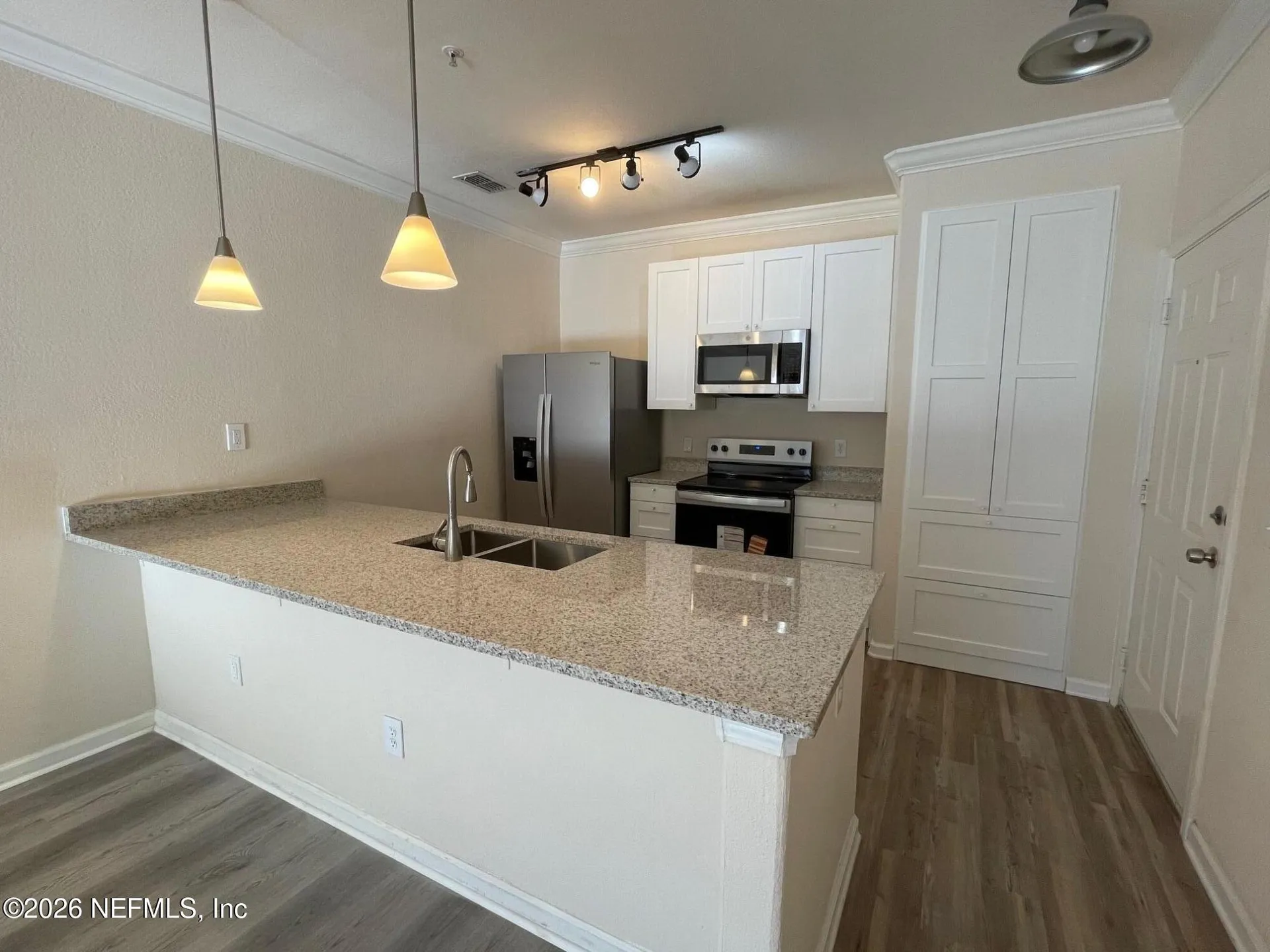 8290 W Gate Parkway W Jacksonville FL 32216