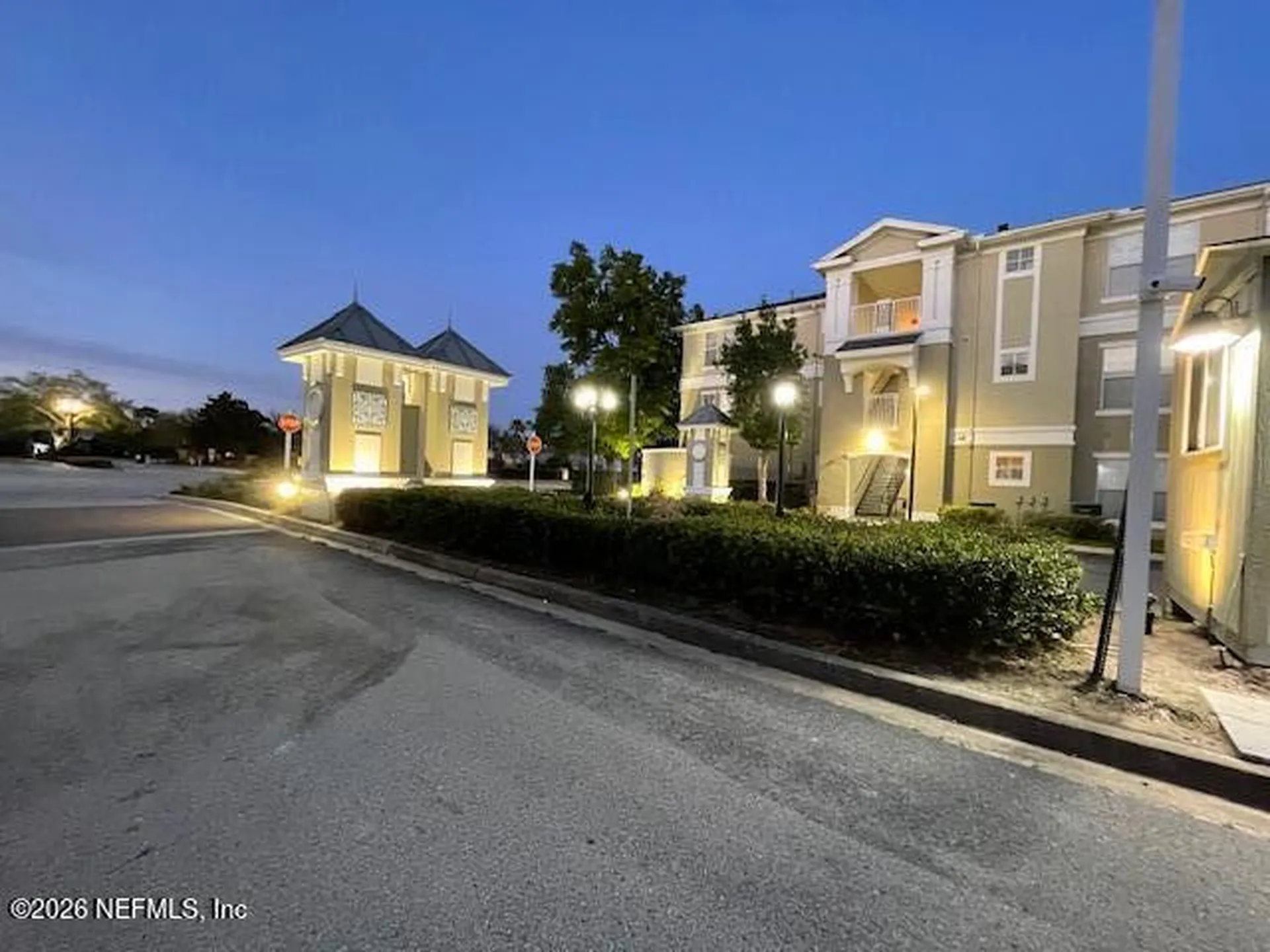 8290 W Gate Parkway W Jacksonville FL 32216