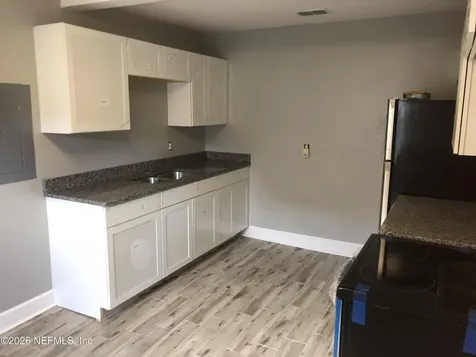 925 Phillips Street Jacksonville FL 32207