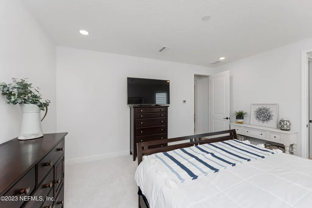 184 Park Center Avenue Ponte Vedra FL 32081