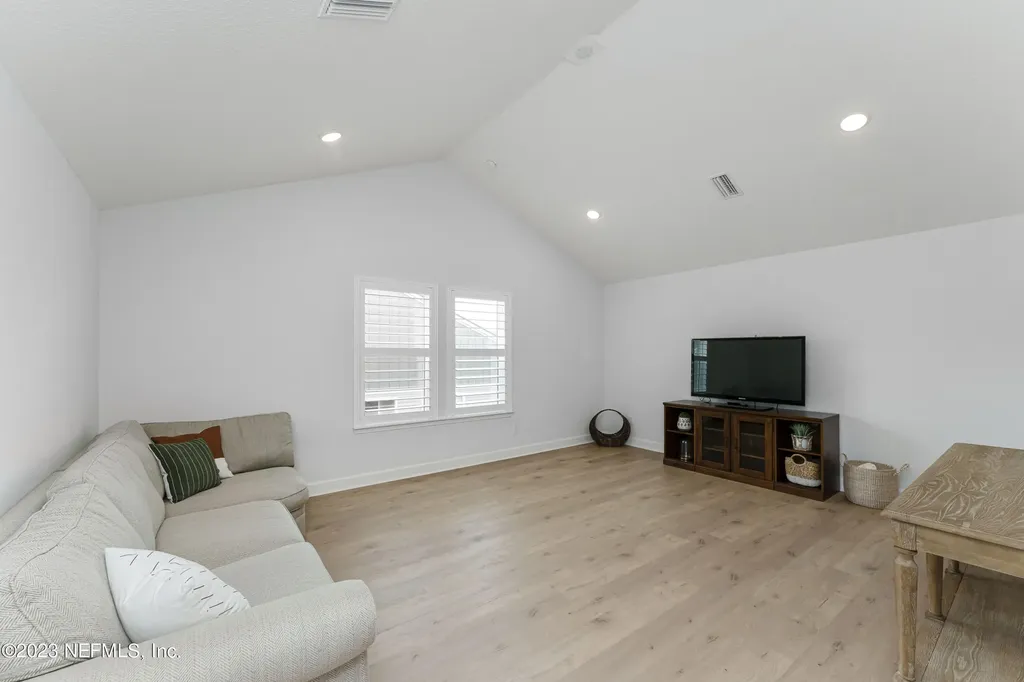 184 Park Center Avenue Ponte Vedra FL 32081