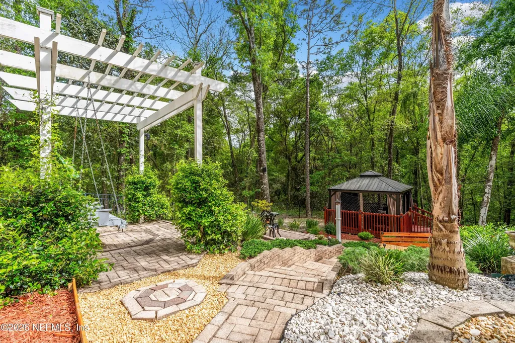 1795 Colonial Drive Green Cove Springs FL 32043
