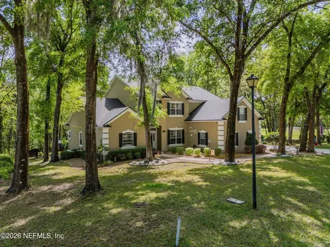 1795 Colonial Drive Green Cove Springs FL 32043