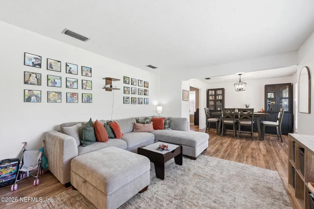 9660 Beauclerc Terrace Jacksonville FL 32257