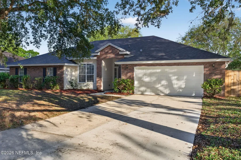 121 E Nottingham Drive St. Johns FL 32259