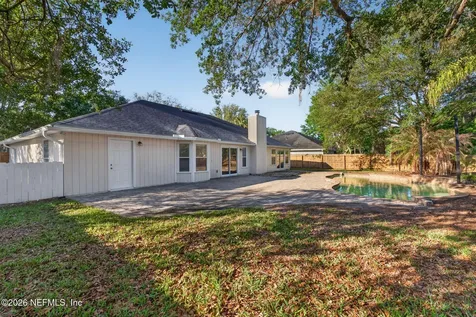 121 E Nottingham Drive St. Johns FL 32259
