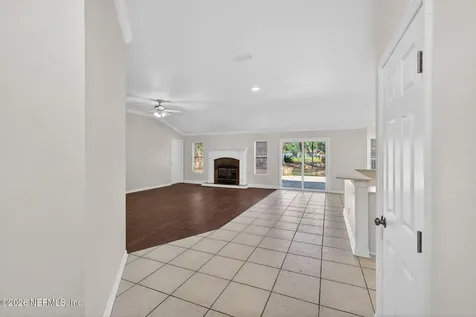 121 E Nottingham Drive St. Johns FL 32259
