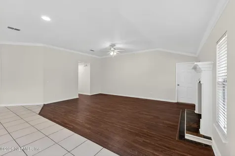 121 E Nottingham Drive St. Johns FL 32259