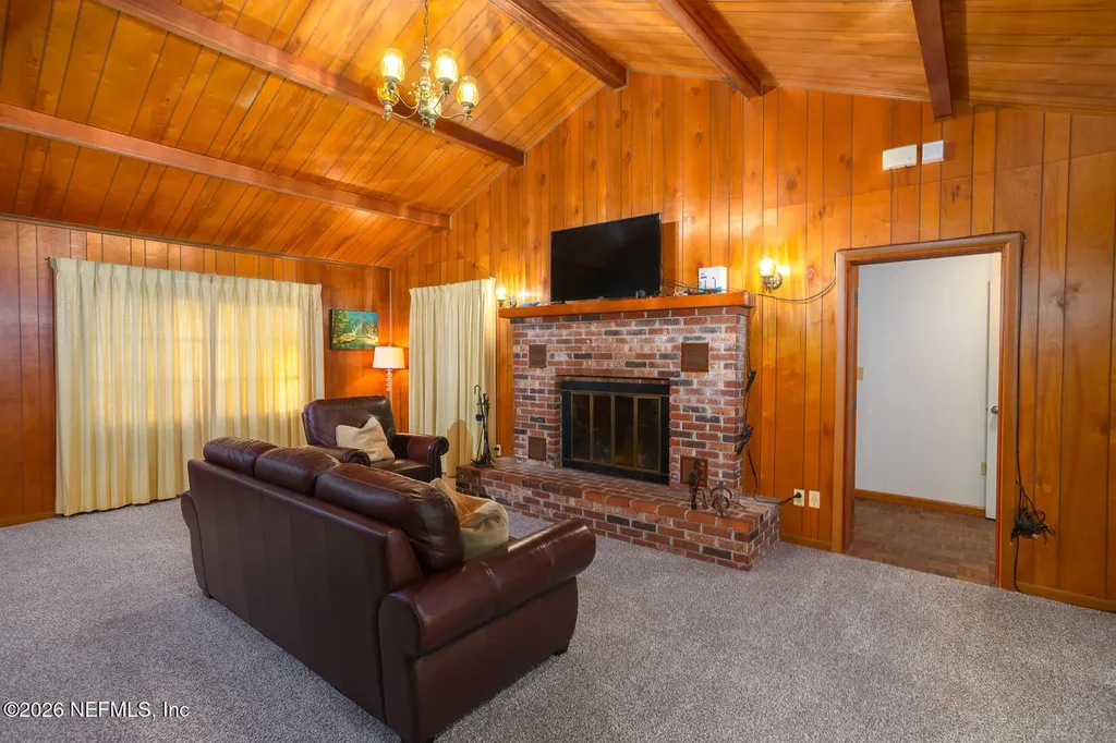 202 Saint Johns Drive Palatka FL 32177
