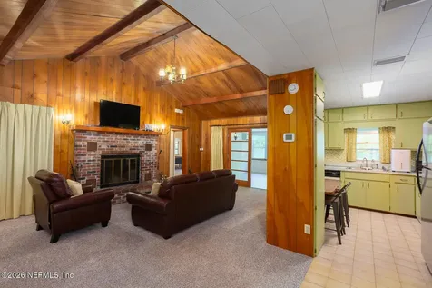 202 Saint Johns Drive Palatka FL 32177