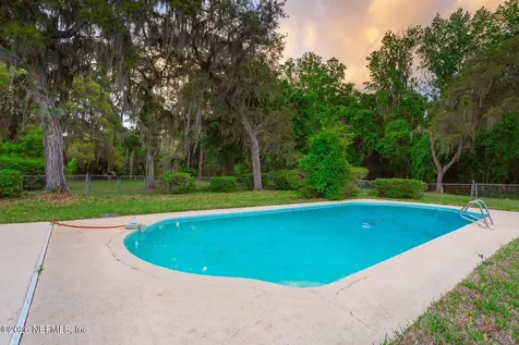 202 Saint Johns Drive Palatka FL 32177
