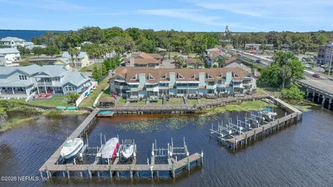 118 Governor Street Green Cove Springs FL 32043