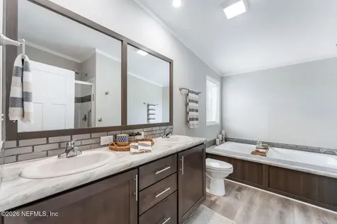 5823 George Hodges Road Macclenny FL 32063