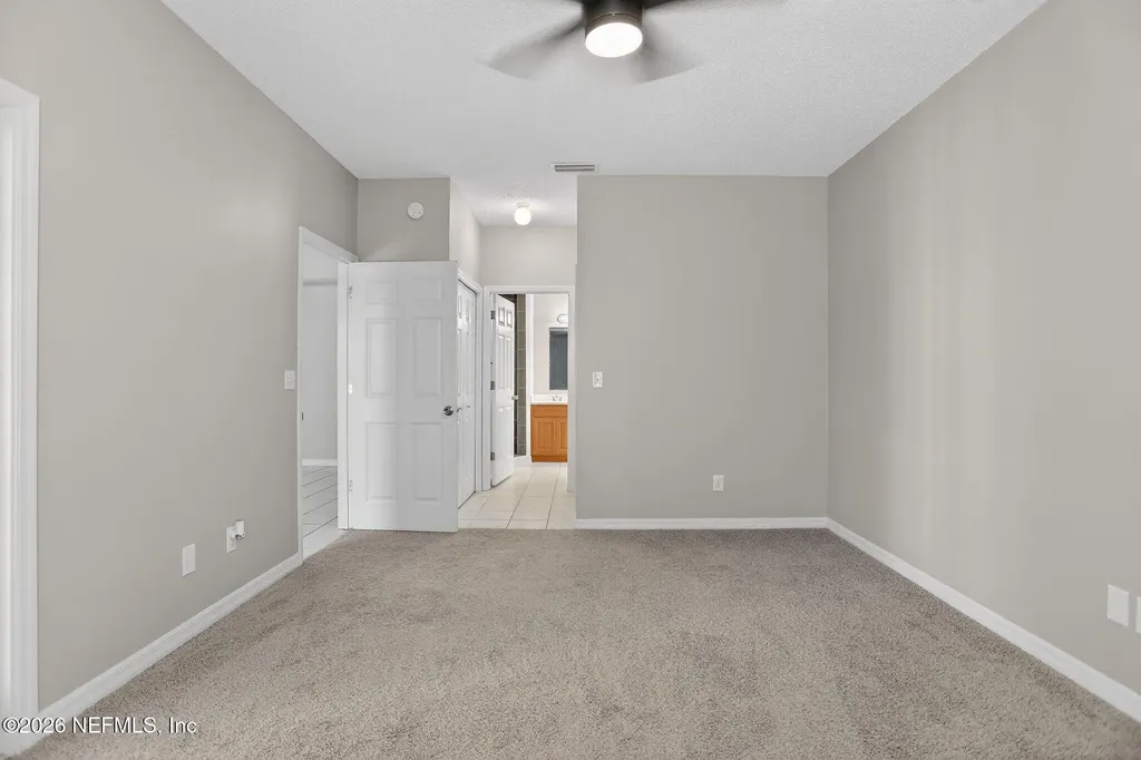 6101 4th Manor W Palatka FL 32177