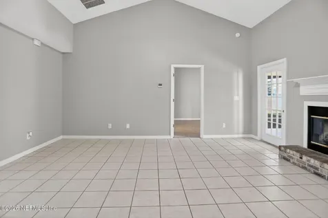 6101 4th Manor W Palatka FL 32177