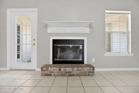 6101 4th Manor W Palatka FL 32177