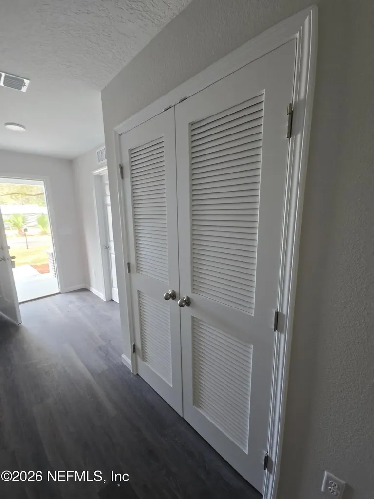 2520 Paul Avenue Jacksonville FL 32207