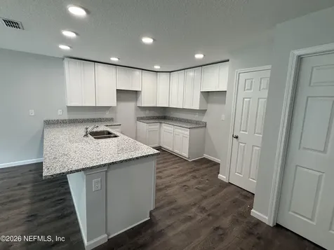 2520 Paul Avenue Jacksonville FL 32207