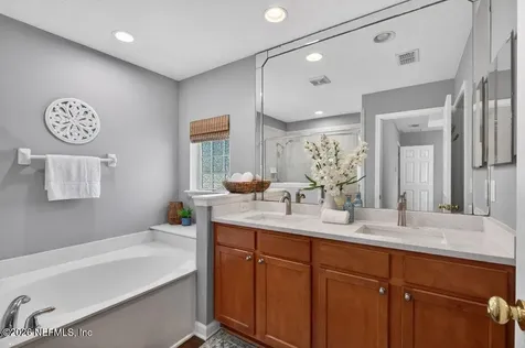 640 Grand Parke Drive St. Johns FL 32259