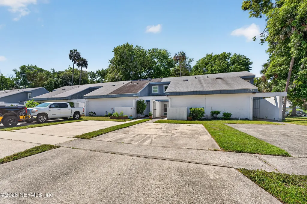 1250 Bayshore Drive N Jacksonville FL 32233