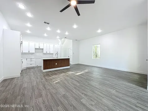 8912 Hogan Road Jacksonville FL 32216