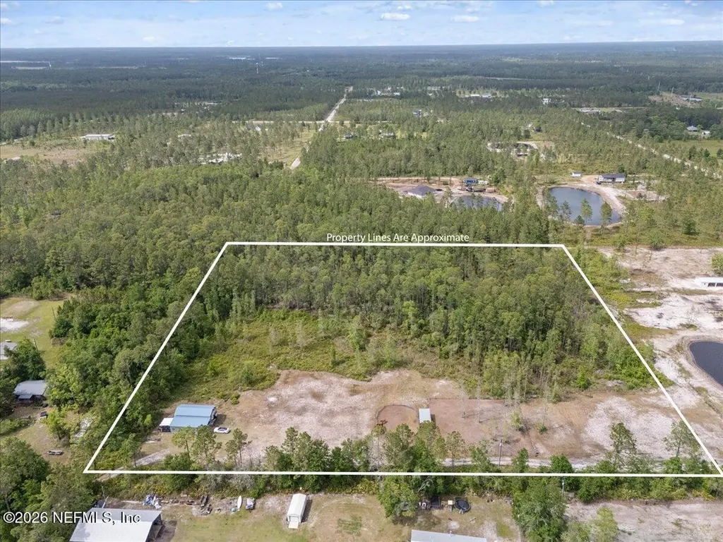 33517 Meadows Lane Callahan FL 32011