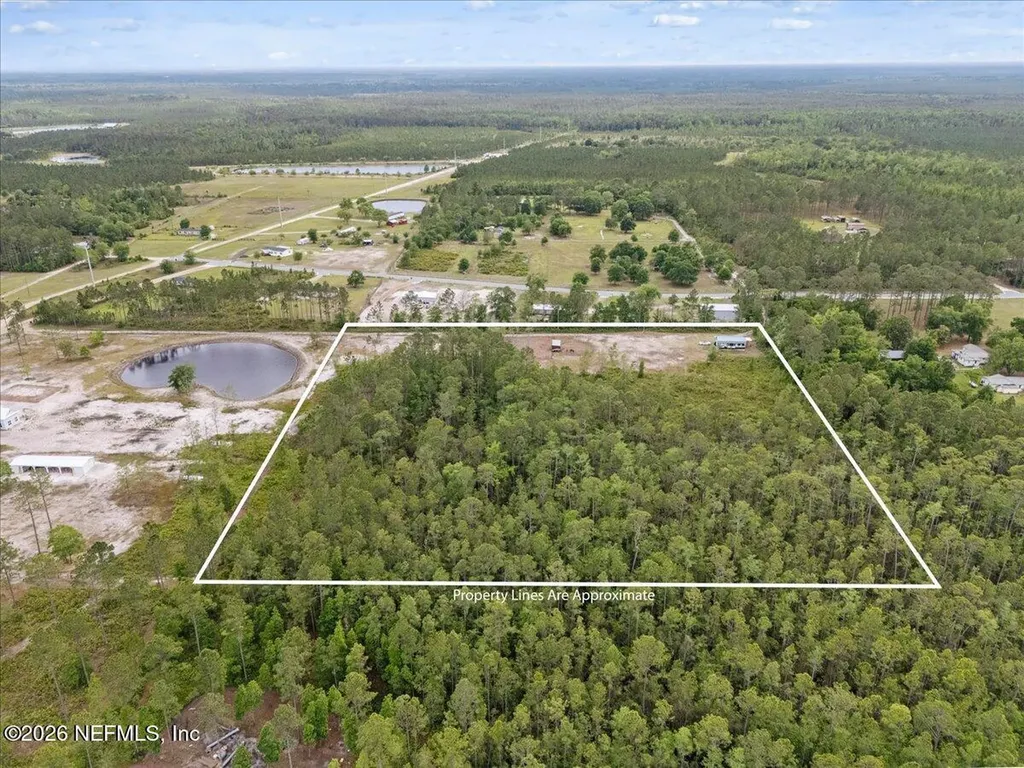 33517 Meadows Lane Callahan FL 32011