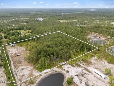 33517 Meadows Lane Callahan FL 32011