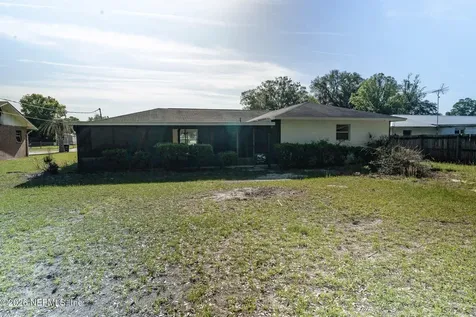 190 Mango Drive Palatka FL 32177