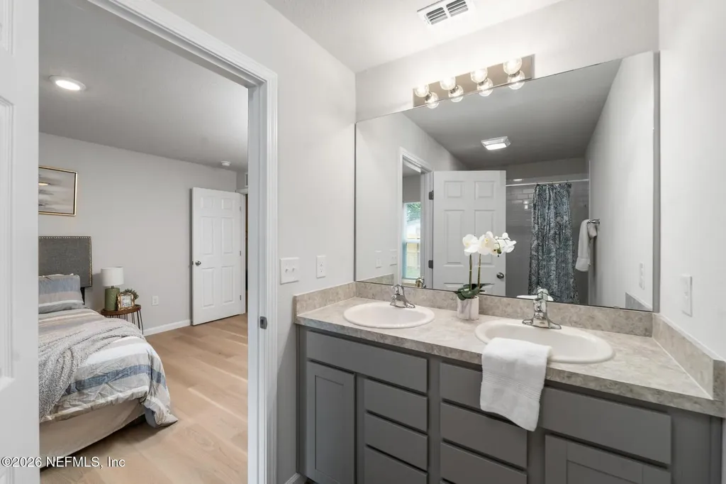 5327 Shannon Avenue Jacksonville FL 32254