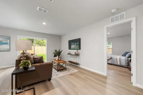 5327 Shannon Avenue Jacksonville FL 32254