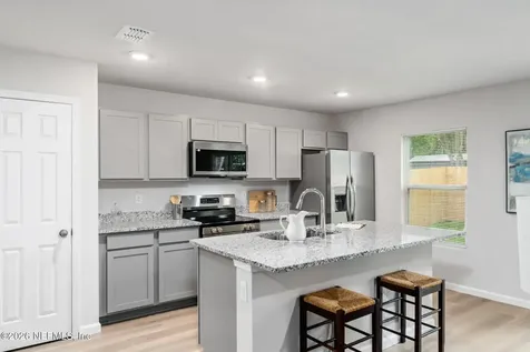 5327 Shannon Avenue Jacksonville FL 32254