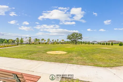 137 Tradesman Lane St. Johns FL 32259