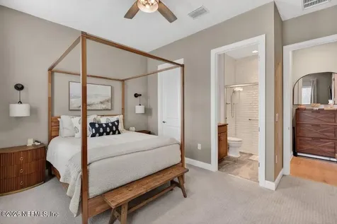 137 Tradesman Lane St. Johns FL 32259
