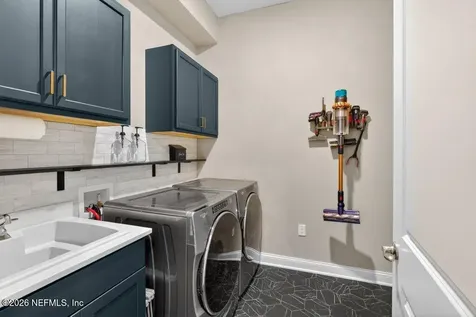 137 Tradesman Lane St. Johns FL 32259