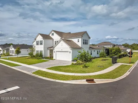 137 Tradesman Lane St. Johns FL 32259
