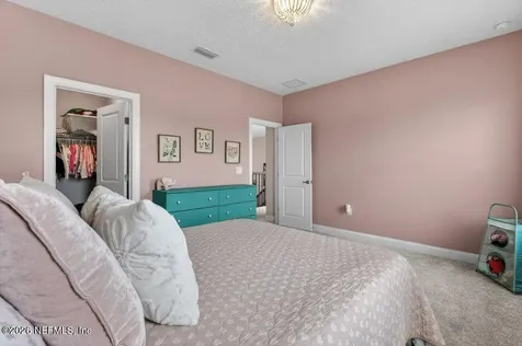 137 Tradesman Lane St. Johns FL 32259