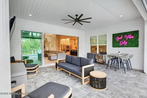 137 Tradesman Lane St. Johns FL 32259