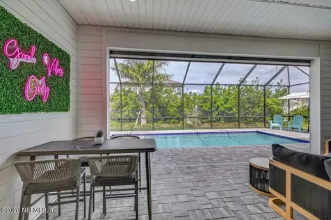 137 Tradesman Lane St. Johns FL 32259